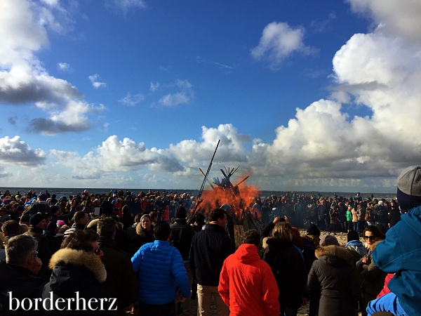 osterfeuer buhne 16