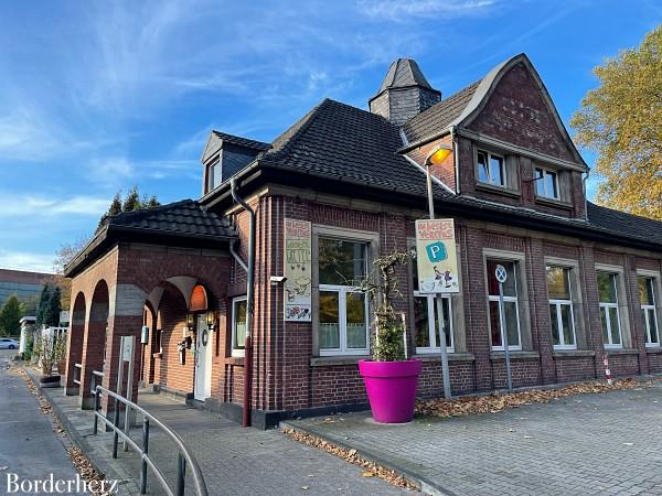 Biergarten Oberhausen mit Hund