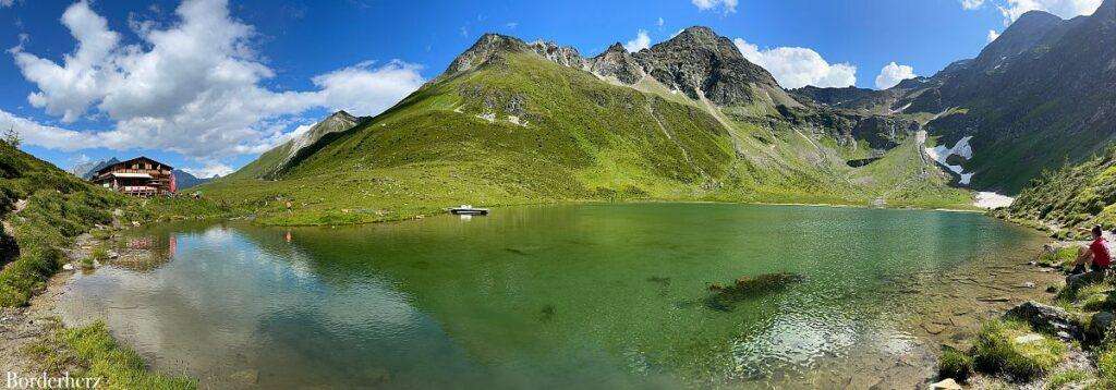 Hütten am See