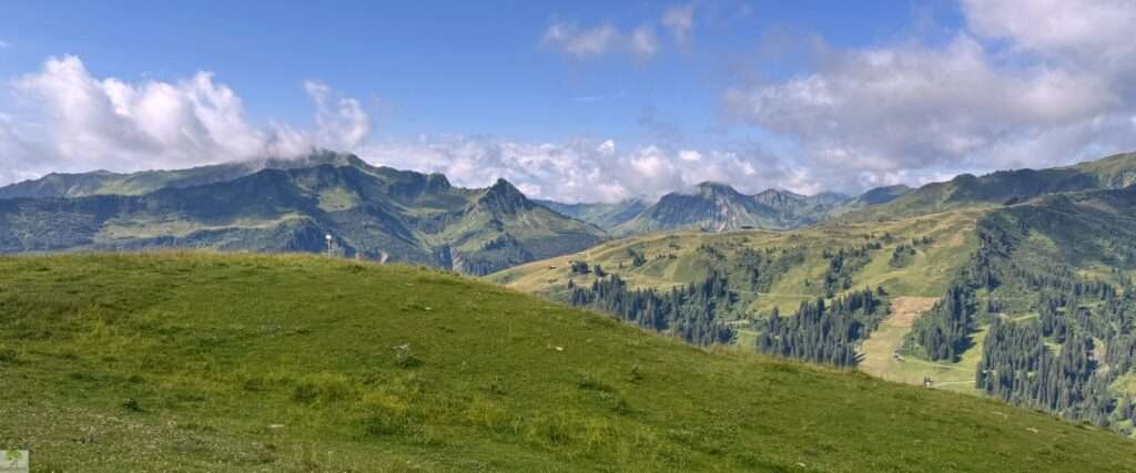 Vorarlberg | Wandern im Bregenzerwald | die Höhenrunde Damüls im Großen Walsertal 1 Wandern im Bregenzerwald Großes Walsertal Damüls
