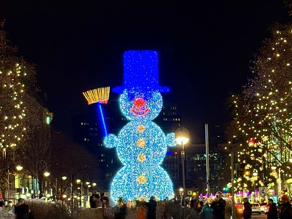 6 traumhafte Weihnachtsmärkte in Berlin und die Top-Sehenswürdigkeiten, die du gleich mit besuchen kannst 31 Weihnachtsmaärkte in Berlin