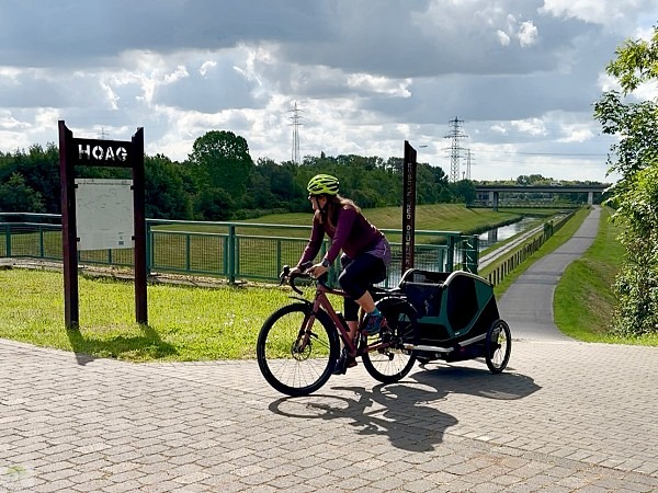 Radfahren mit Hund im radrevier.ruhr | Tourentipps & Thule Hundeanhänger Test 4 radrevier radfahren hund ruhrgebiet 01