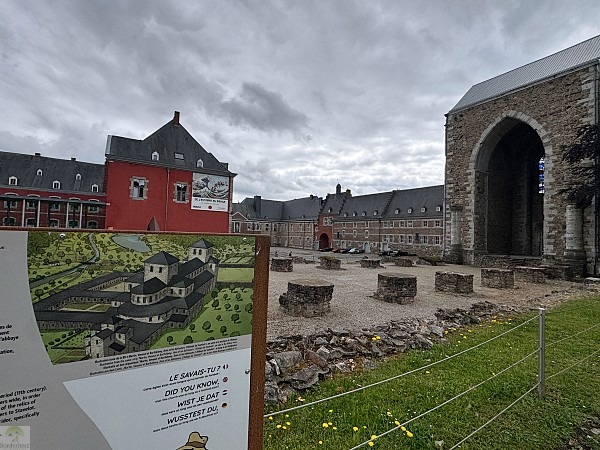 Zwischen Schluchten, Wäldern und historischen Städten: So schön ist die Wallonie 41 Abtei Stavelot Wallonie Sehenswürdigkeiten