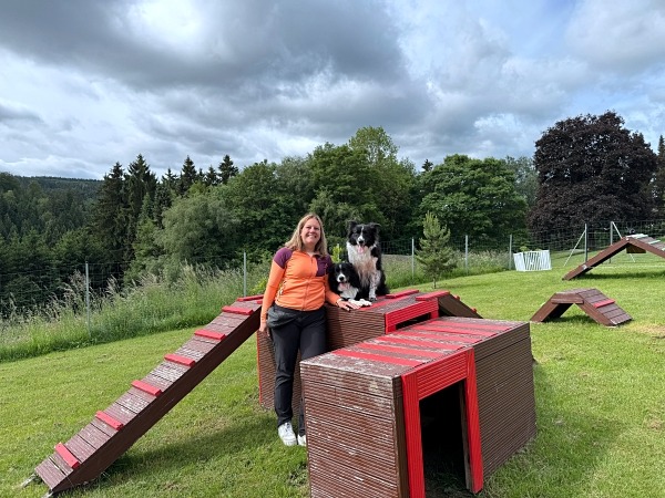 Urlaub mit Hund im Sauerland: 3 Wanderungen und hundefreundliche Unterkünfte 51 Landhaus Schlossberg Urlaub mit Hund im Sauerland