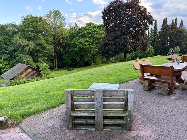 Urlaub mit Hund im Sauerland: 3 Wanderungen und hundefreundliche Unterkünfte 52 Landhaus Schlossberg Urlaub mit Hund im Sauerland