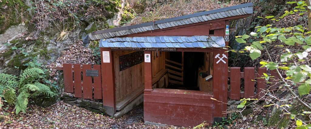 Dachschieferbergwerk Assberg Druidensteig