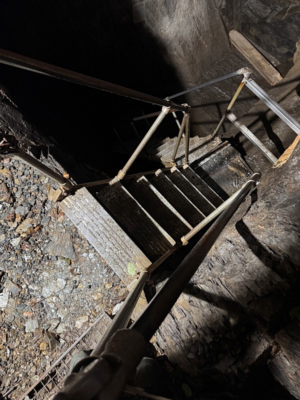 Dachschieferbergwerk Assberg Druidensteig